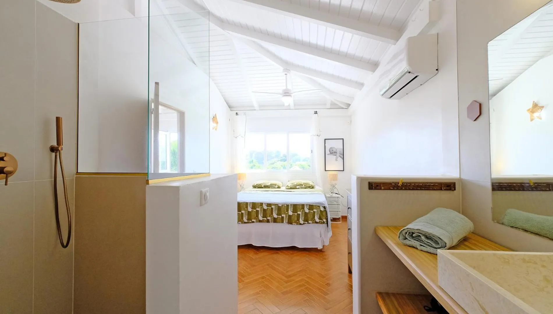 Oasis De Tranquillite, Villa Lupio Ле-Гозье