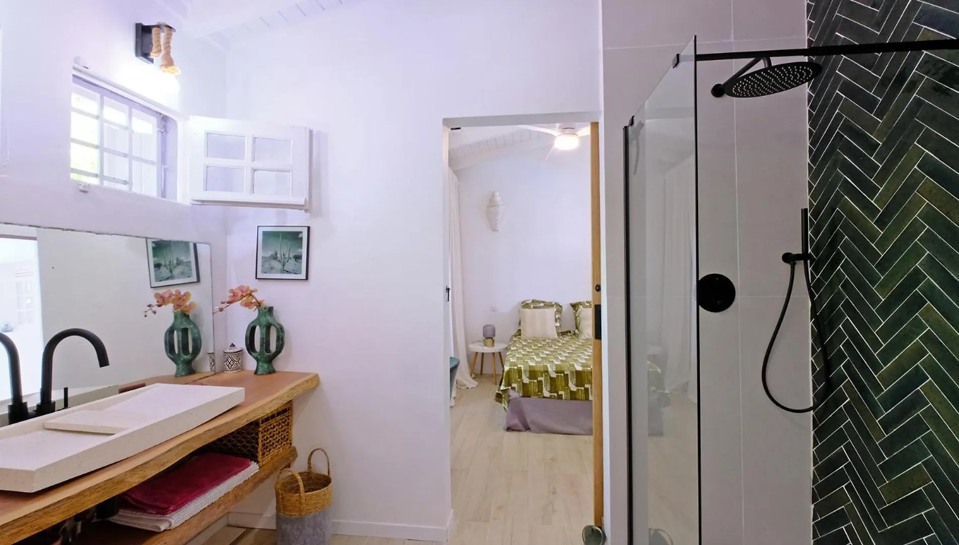 לה גוסייר Oasis De Tranquillite, Villa Lupio